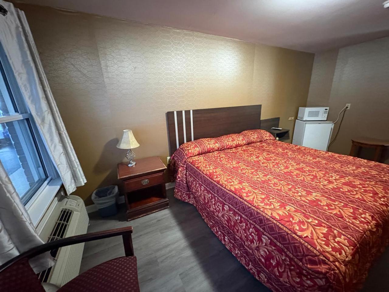 Dutch Motel By Oyo Near Hershey Park Палмира Екстериор снимка