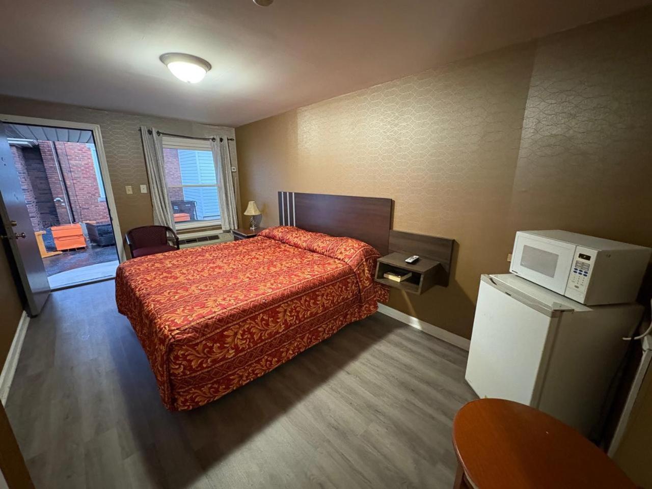 Dutch Motel By Oyo Near Hershey Park Палмира Екстериор снимка