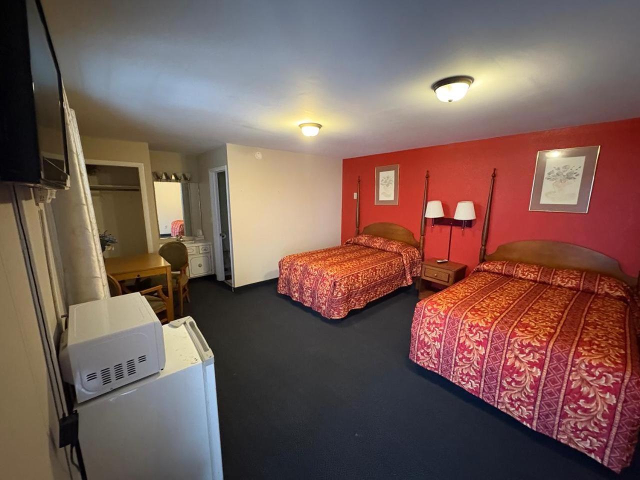 Dutch Motel By Oyo Near Hershey Park Палмира Екстериор снимка