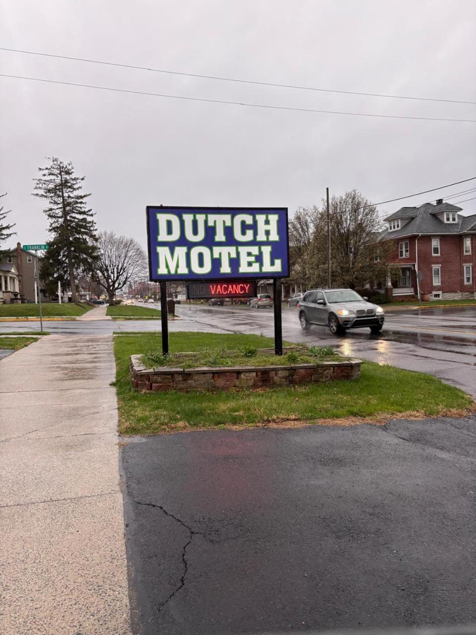 Dutch Motel By Oyo Near Hershey Park Палмира Екстериор снимка