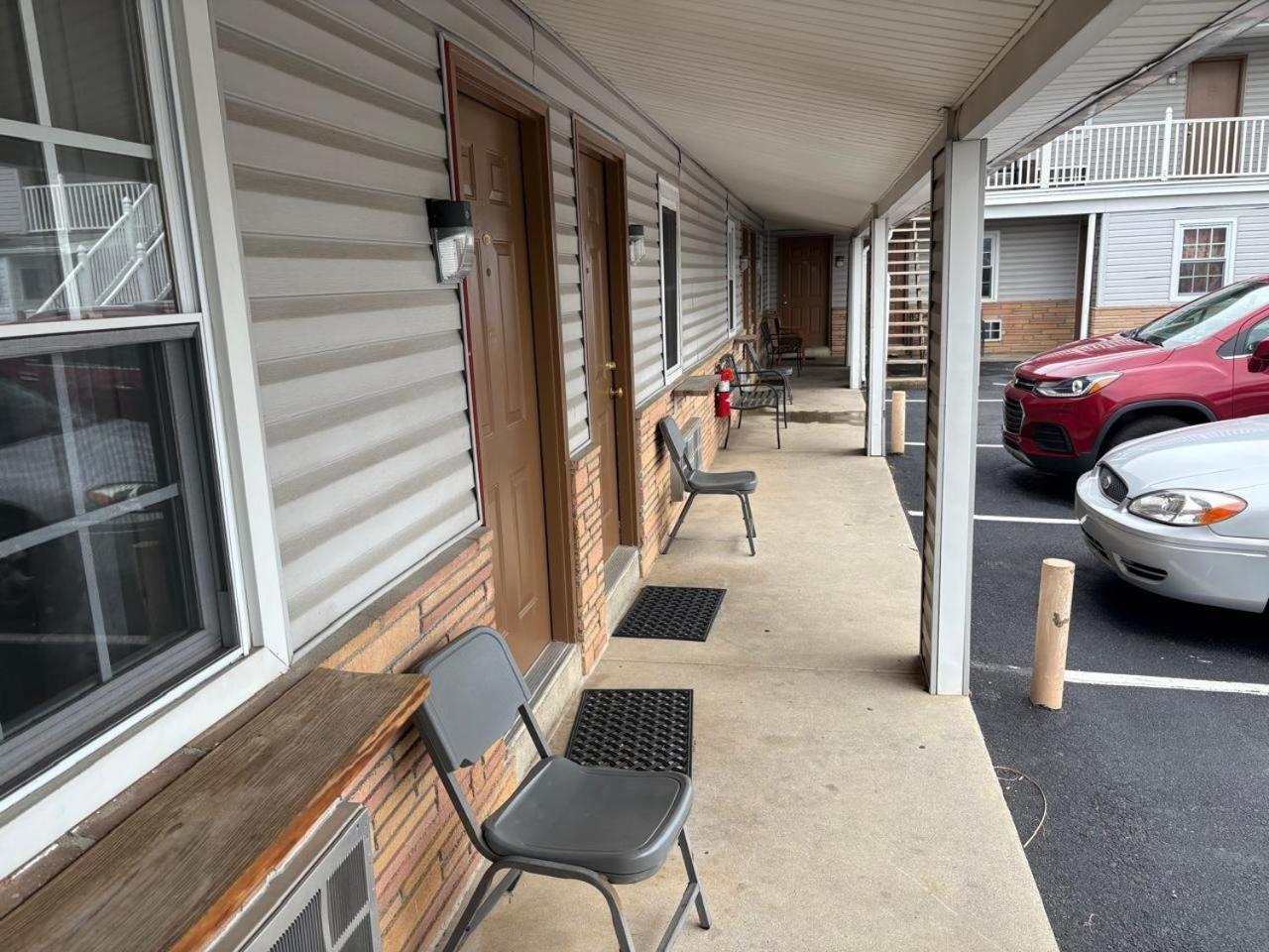 Dutch Motel By Oyo Near Hershey Park Палмира Екстериор снимка