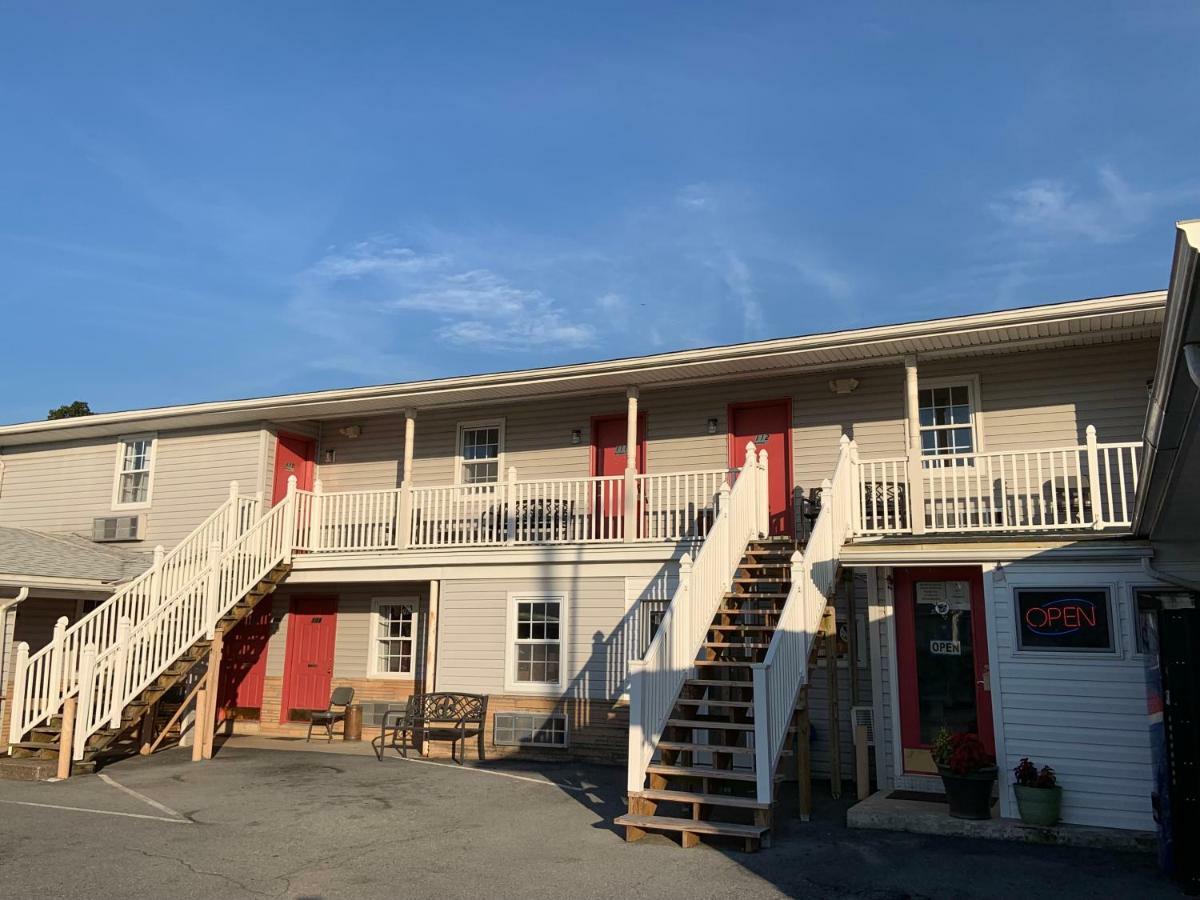 Dutch Motel By Oyo Near Hershey Park Палмира Екстериор снимка